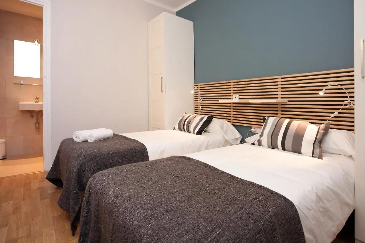Enjoy Apartments Vp Camp Nou Barselona İspanya